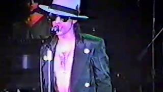 Prince &amp; the Revolution -D.M.S.R. (Live @First Avenue &#39;83)