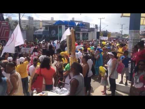Lauro de Freitas: professores protestam em desfile cívico de emancipação