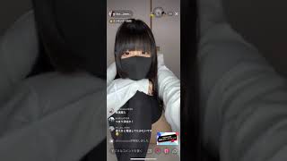 具がはみ出そうなLIVE配信者