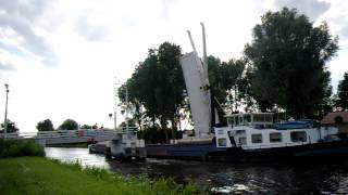 preview picture of video 'Vlietlandbrug, Ophaalbrug/ Drawbridge Voorschoten'