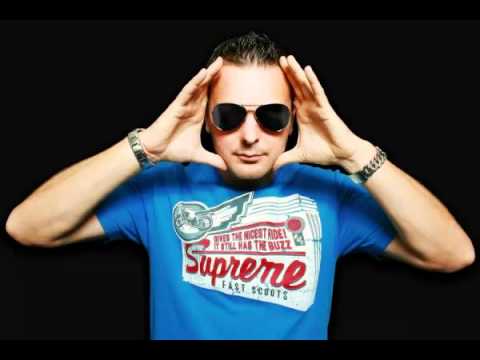 Ronald-V - Live at Bassleader 2011 [HQ]