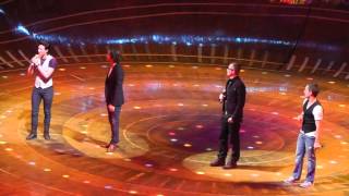 Starlight Express - 4 Rustys auf einer Bühne