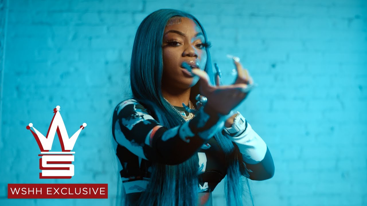 Young Devyn – ”Act Bad”