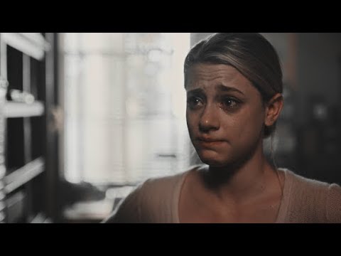 (betty cooper) vo ♢ "I can't keep doing this. / Don't quit on me now."