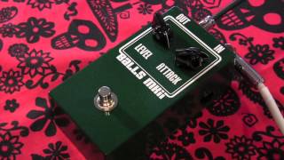 Balls Effects MK II handwired Tonebender fuzz pedal demo with SG &amp; Kingbee Strat