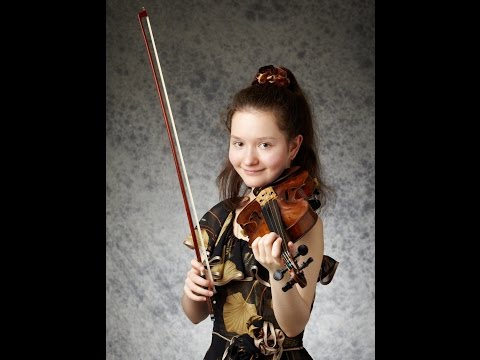 VIOLINIST ANNA SAVKINA
