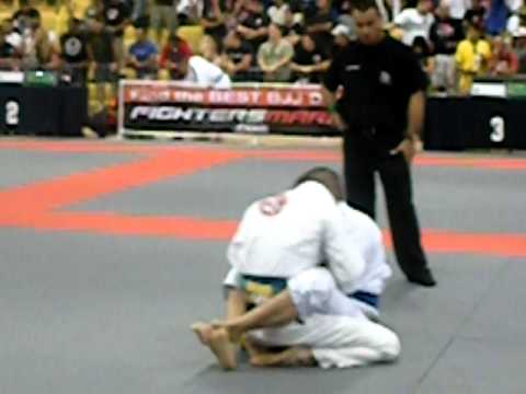 Blake Trueblood - 2010 IBJJF Miami Open - Blue Belt Masters Middle Weight