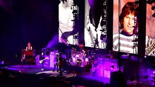 Hollywood Vampires - Jeff Beck tribute: Beck's Bolero/Train Kept A Rollin' + Ronnie Wood, Imelda May