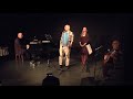 „Piosenka zduna”; muzyka Jerzy Wasowski, słowa: Jeremi Przybora; śpiewa: Marek Ryćko