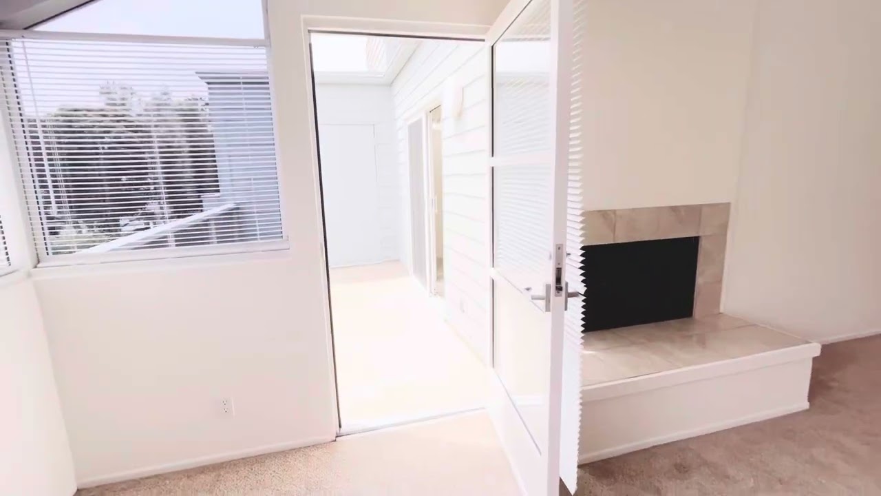 The Village, Redondo Beach Unit 304