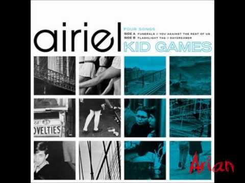 AIRIEL - Flashlight Tag