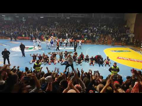 Slavlje igrača i navijača Sloge