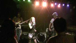 Lim Poo 09 11 01 03 Hick Town