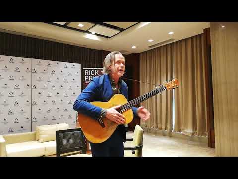 Rick Price performs "Heaven Knows" for the press