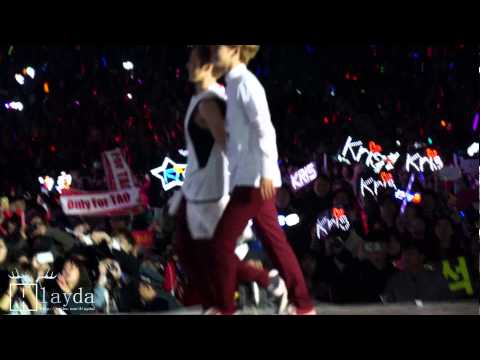 [ALAYDA] 131019 SMTOWN in Beijing Ending LAY 1 - precious Yixing ♥