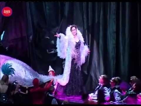 AGNES ZWIERKO / Tangolita - BALL IM SAVOY 2013