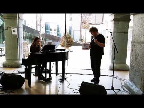 Balada o nori Jani, Tokac in Emanuela