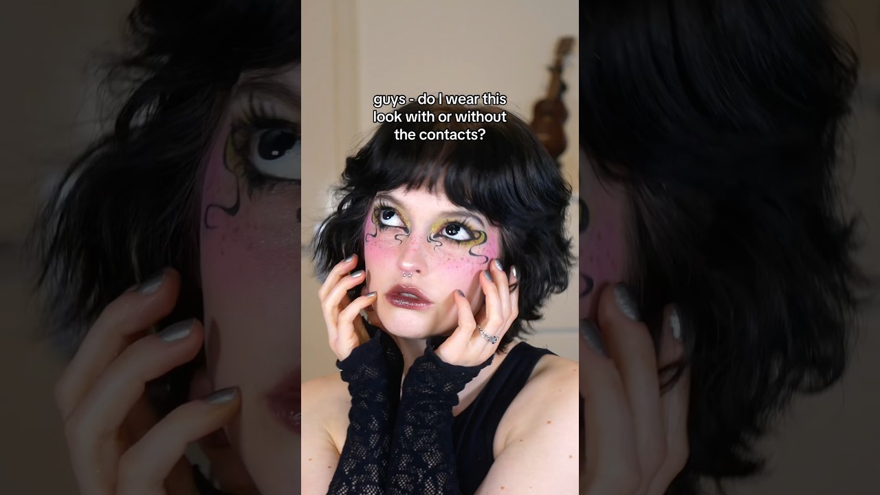 help me out pls🩷 #creativemakeup #makeupinspo #makeuplook