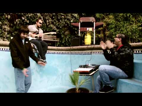 LaVitrola.cl- Zaja & Mazhiel - Tu Aroma