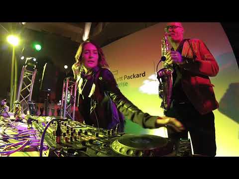 Deepside Deejays - Sing It Back (feat. D. Damsa) (Saxophone Live feat)
