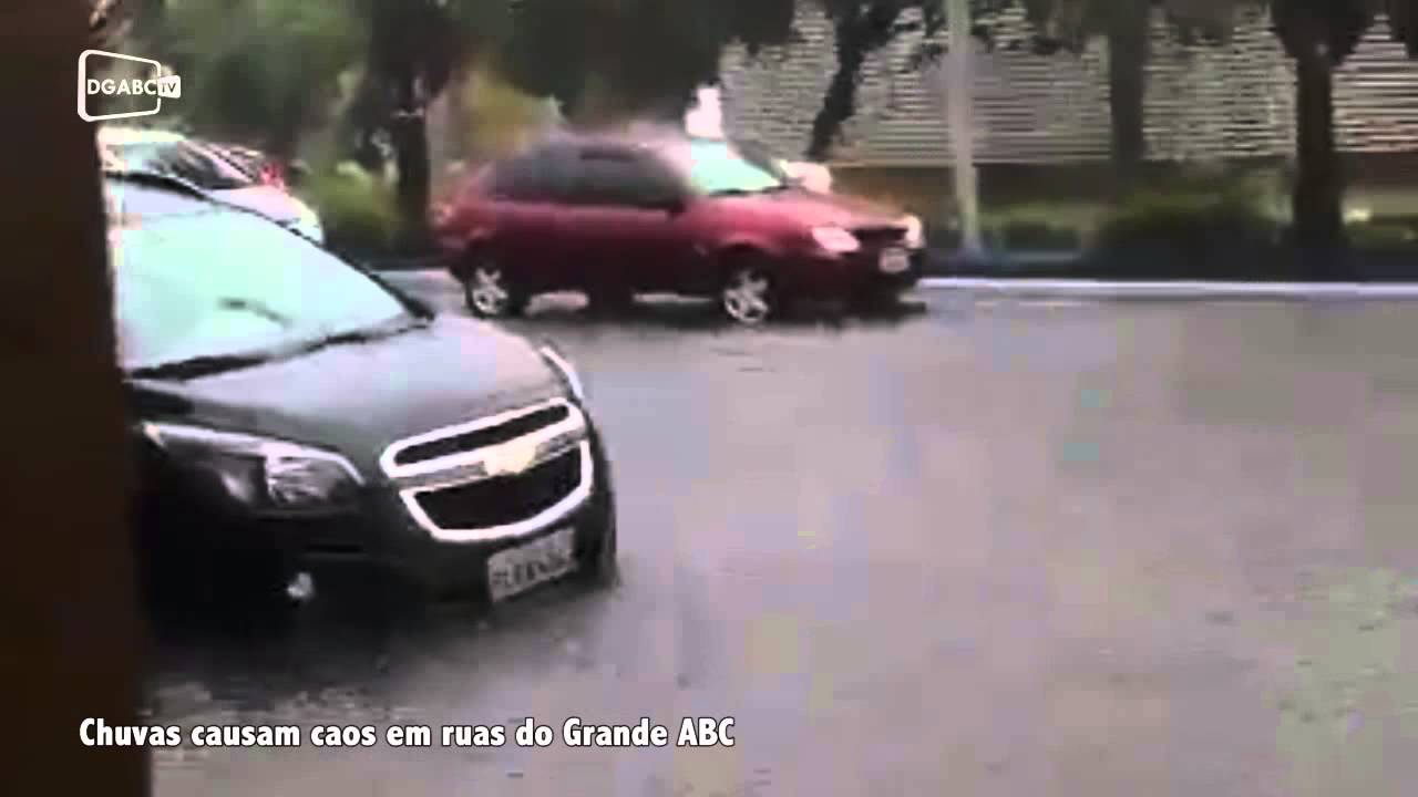 Caos nas ruas do Grande ABC; veja vídeo