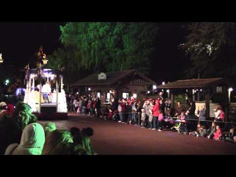 2012 12 13   Mickey's Once Upon A Christmastime Parade