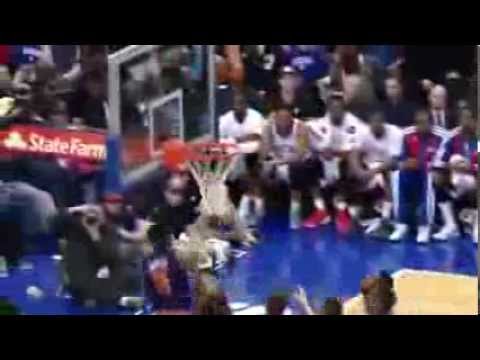 Ish Smith Gets up High to Swat MCW | Suns vs 76ers |