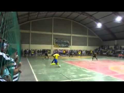 Vassoura Futsal com a camisa do A.D.F.