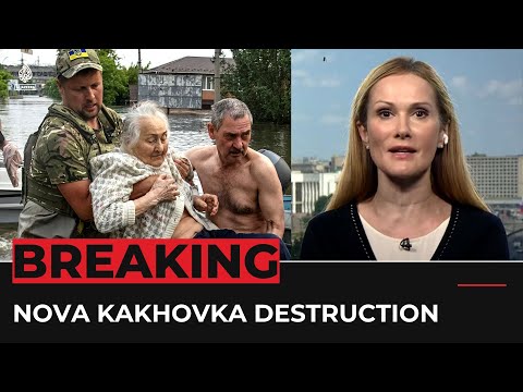 Floods in Russian-controlled Kherson: Emergency crews 'hit by Ukrainian shelling'