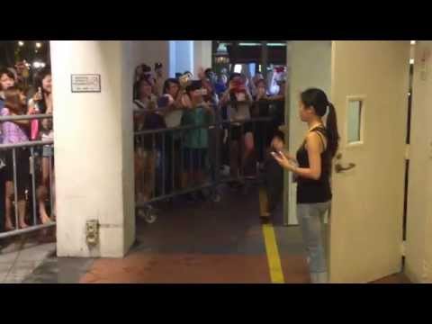 [20131129] LC9 Live in Singapore 'Fan-Meet' - Entrance