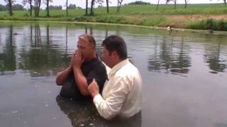 preview picture of video 'Baptized in the name of Jesus'