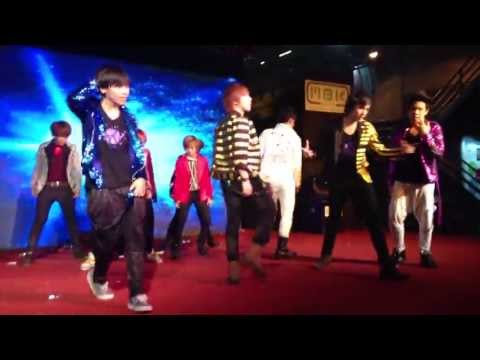 130427 [2] NEO PLANET (EXO) SHADOWz (SHINee) - Dance Battle + History + Dream Girl @ HELLO KOREA