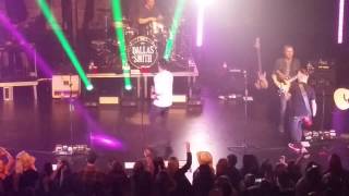 A Girl Like You - Dallas Smith ♡♡