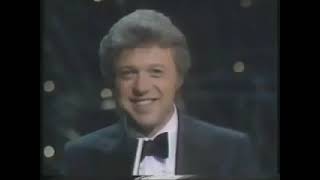 STEVE LAWRENCE &amp; EYDIE GORME-BROADWAY MEDLEY LIVE!-I GOT RYTHYM - SOMEONE TO WATCH OVER ME and MORE!