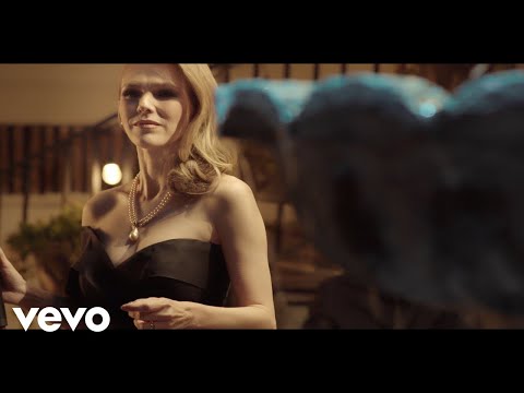 Kika Edgar - Historia de un Amor