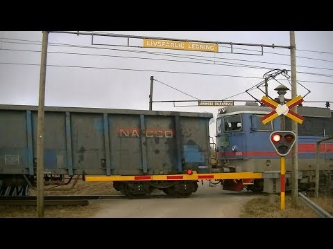 Spoorwegovergang Kvidinge (S) // Railroad crossing // Järnvägsövergång
