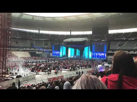 190607 Boy with Luv | BTS with HALSEY @ STADE DE FRANCE