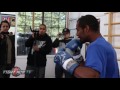 Shane Mosley getting back to basics w/Roberto Duran on heavy bag- Full bag workout