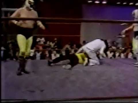 Jerry Calhoun nails Jimmy Hart! Gets piledriver & beatdown (1981) Classic Memphis Wrestling Replay