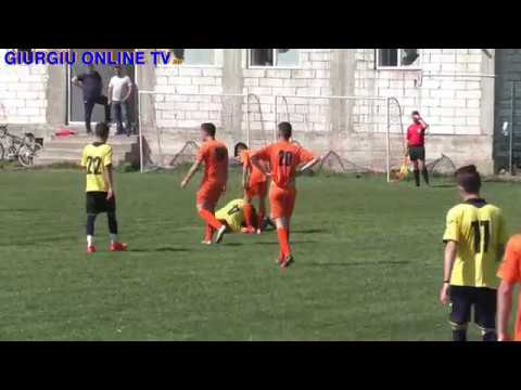 Un fragment din partida AS Energia Remus - AS Gigantii Varasti 9-2 (juniori U19)