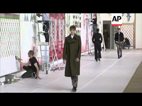 NEW Highlights from Dries Van Noten catwalk show in Paris