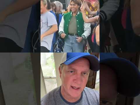 Extra Extra:  Prop Master’s Advice to Movie Extras #shorts