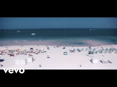 AkaMikeBerry, Nia Mack - Miami Drip