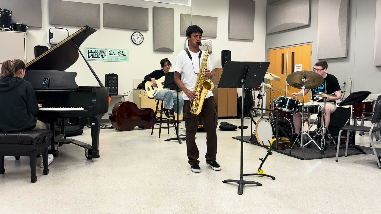 Promotional video thumbnail 1 for Andres Saxophone