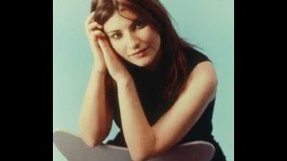 Laura Pausini - Dos Enamorados (1997) (Videoclip)