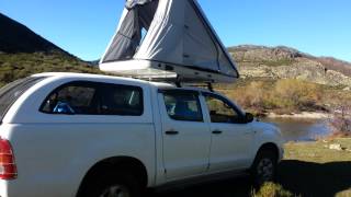 preview picture of video 'Toyota Hilux Vigo with James Baroud Discovery Tent'
