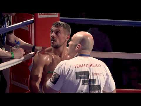 Liam O'Reilly v Fonz Alexander 31 8 2019 at Municipal Hall, Colne