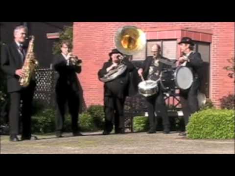 Bourbon Street Parade - Rhythmtown-Jive Marching band, 5 10 09