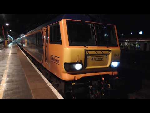 66733/73966 1B01 with 92043 1m16 Highland Beds, 17th - 18th January 2020