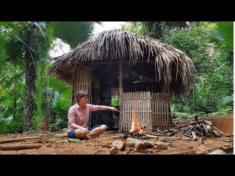 PrimitiveTechnology Create fire from dried bamboo Primitive Life